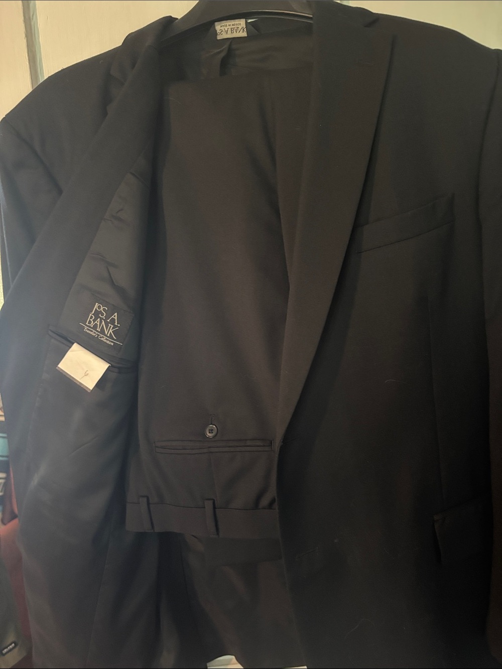 Jos. A. Bank Black Single-Button Notch Lapel Suit Jacket and pants